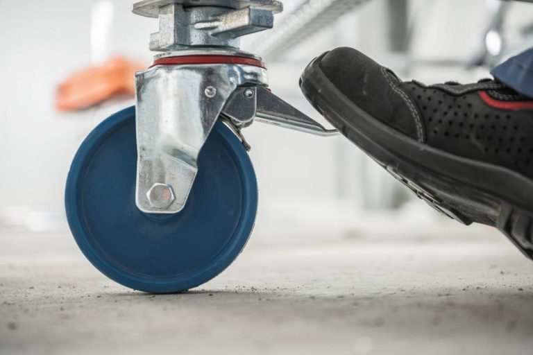 L'échafaudage roulant : un seul outil pour tous vos chantiers